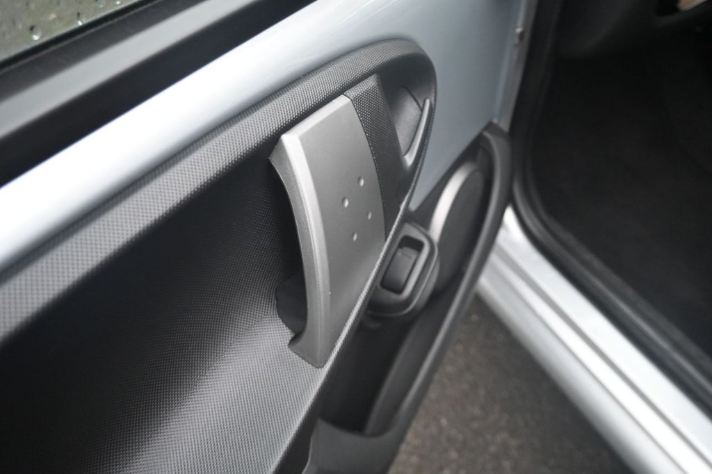 Used Toyota AYGO 2012 for sale - 77748210: Photo 20