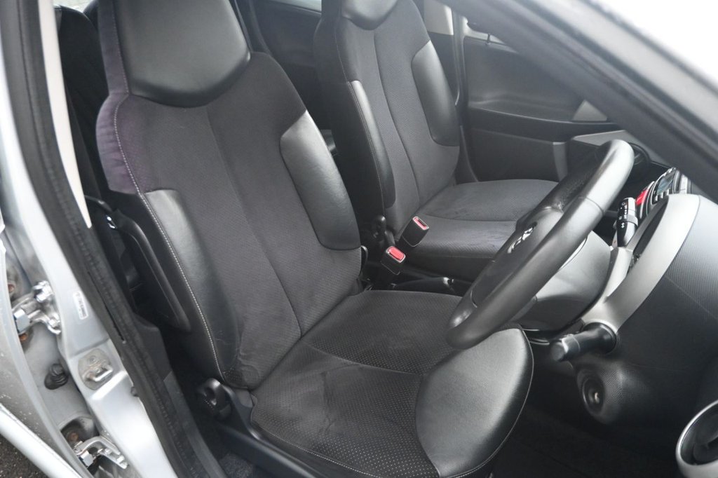 Used Toyota AYGO 2012 for sale - 77748210: Photo 23