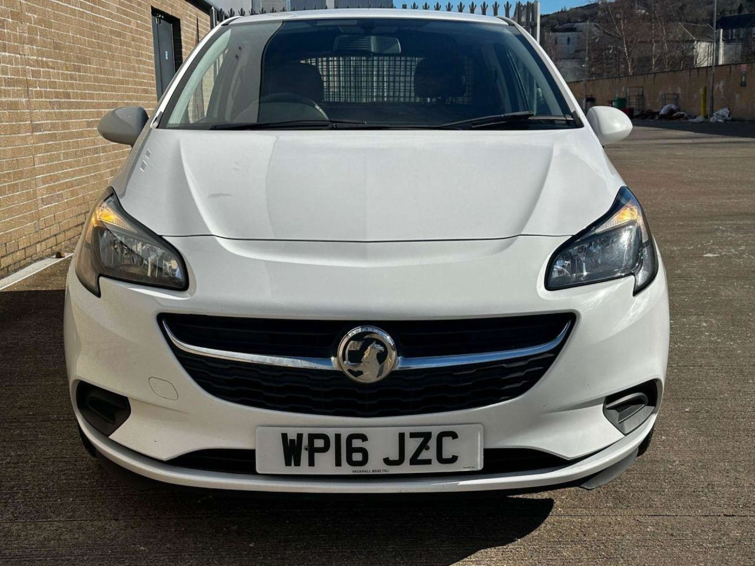 Used Vauxhall Corsa 2016 for sale - 77434709: Photo 2