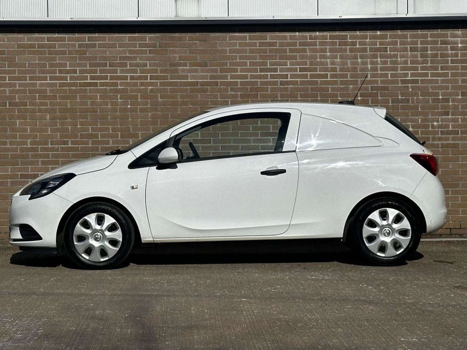 Used Vauxhall Corsa 2016 for sale - 77434709: Photo 5