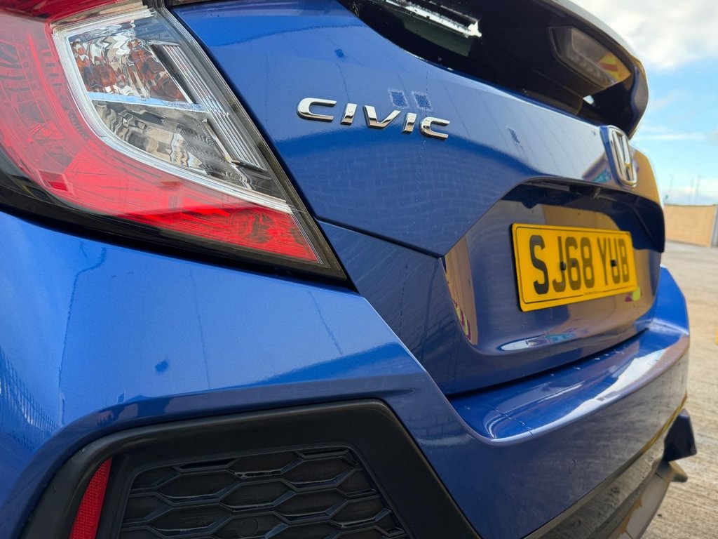 Used Honda Civic 2018 for sale - 77276587: Photo 12