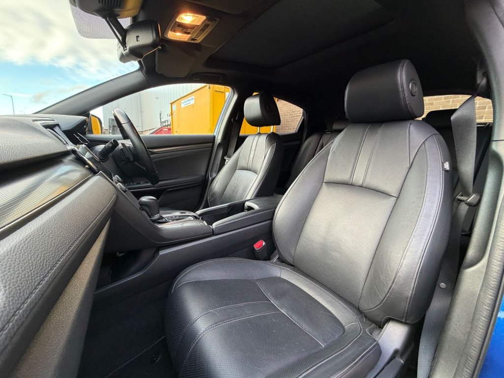 Used Honda Civic 2018 for sale - 77276587: Photo 23