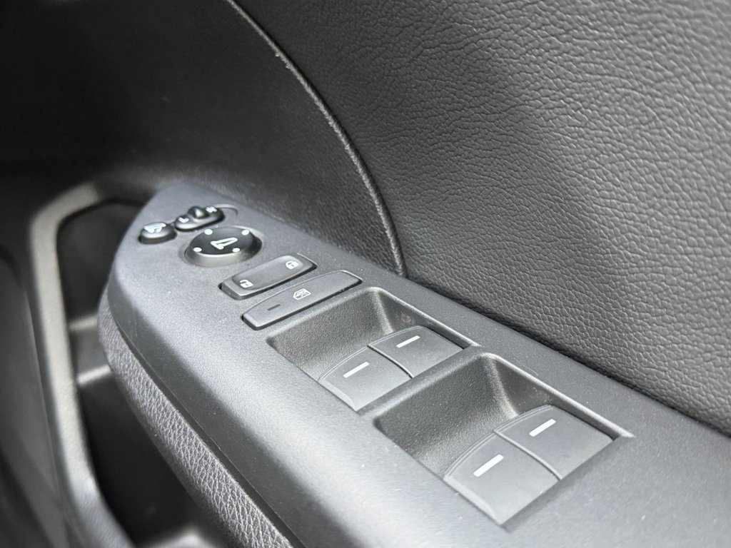 Used Honda Civic 2018 for sale - 77276587: Photo 40