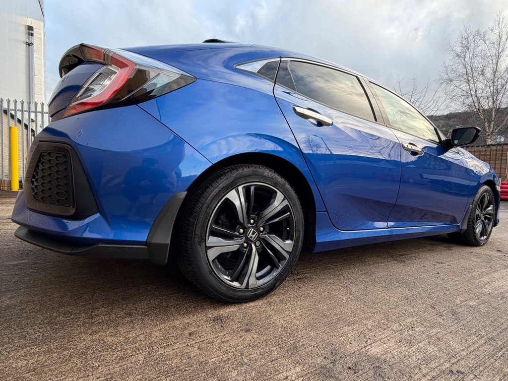 Used Honda Civic 2018 for sale - 77276587: Photo 9
