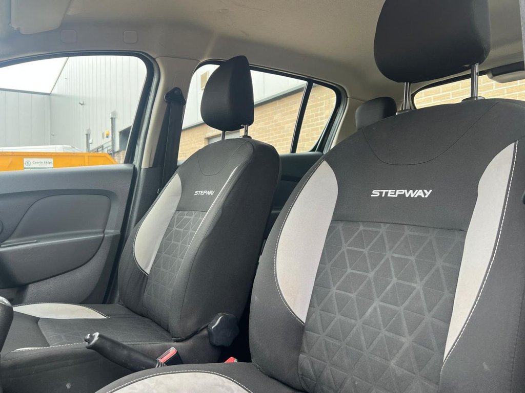 Used Dacia Sandero Stepway 2015 for sale - 76787680: Photo 14