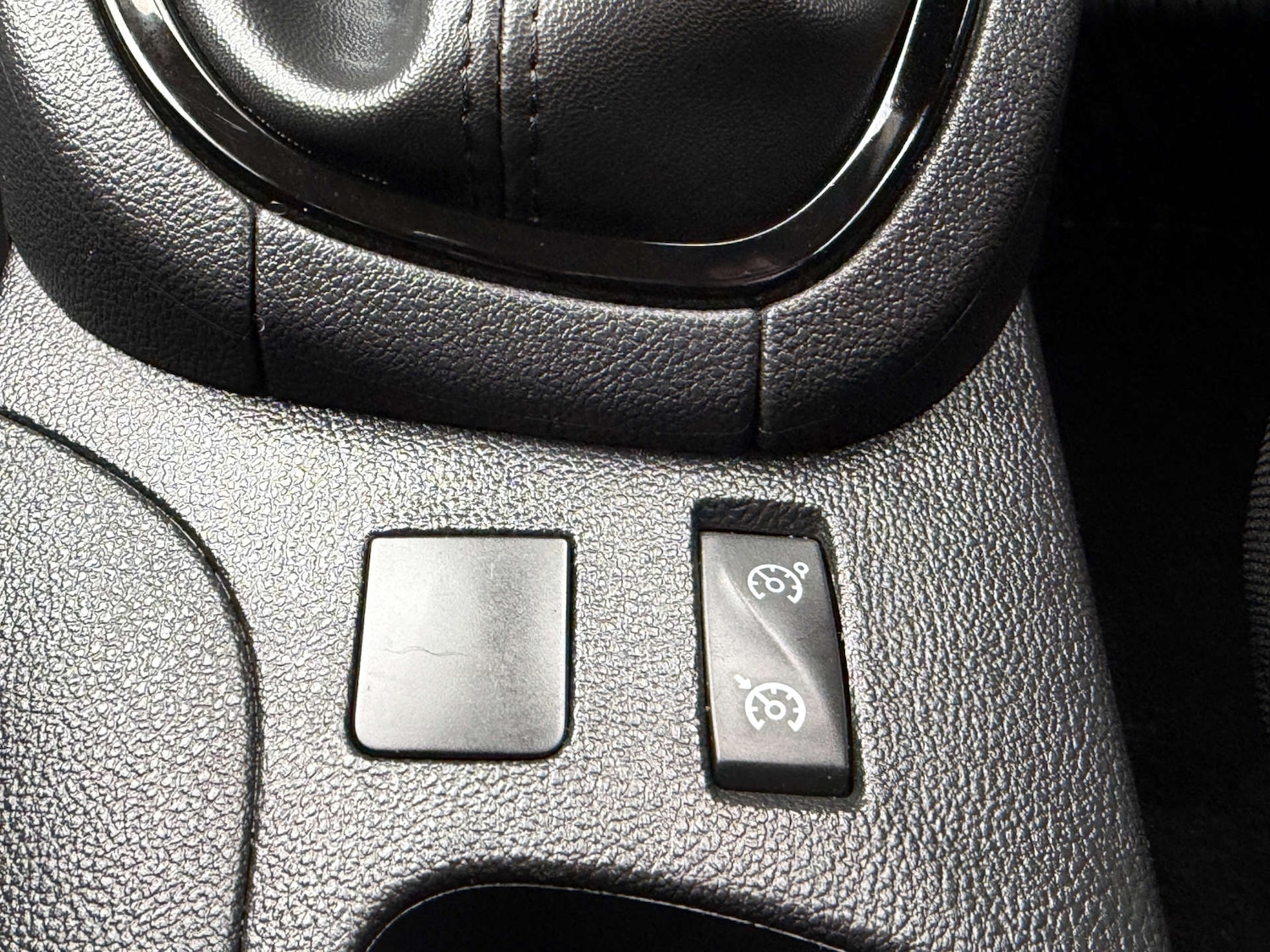 Used Renault Clio 2017 for sale - 77794767: Photo 32