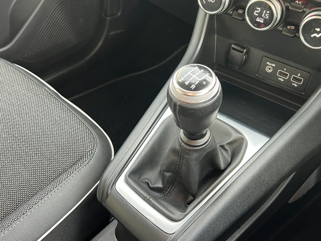 Used Renault Captur 2020 for sale - 76787690: Photo 23