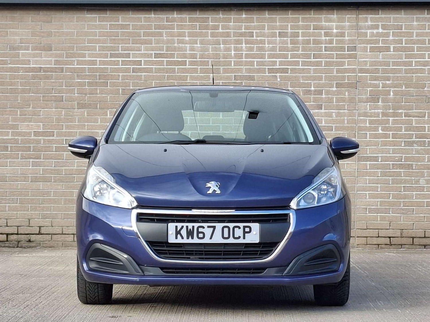 Used Peugeot 208 2018 for sale - 78045083: Photo 2