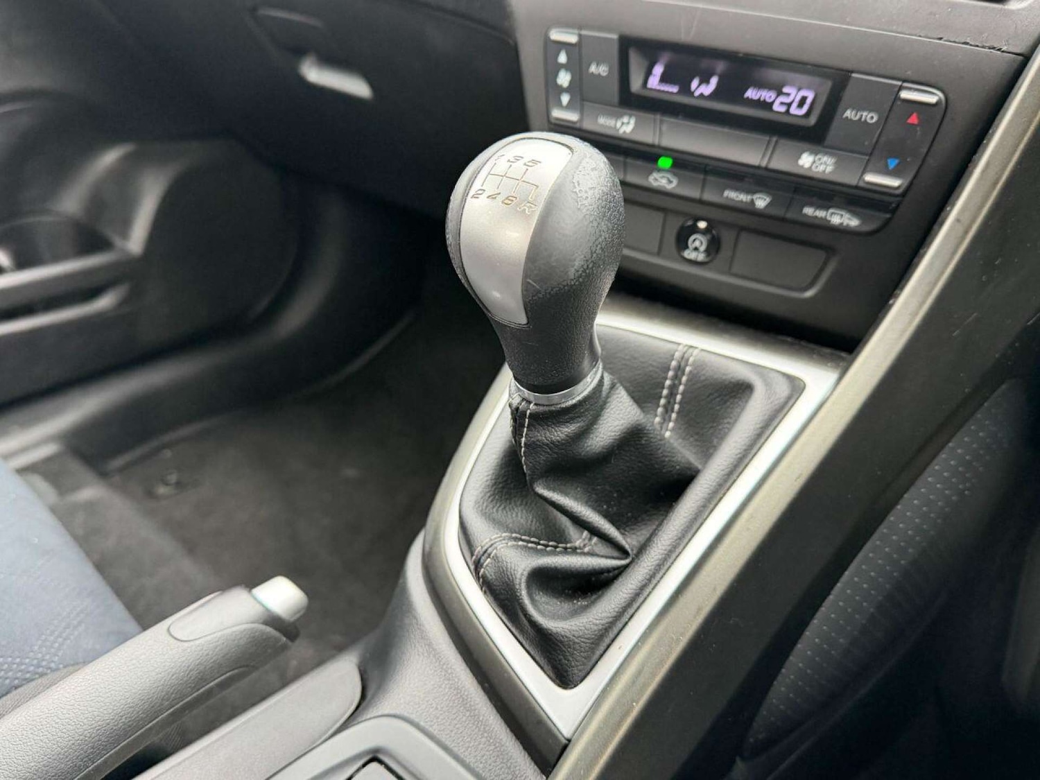 Used Honda Civic 2012 for sale - 77434710: Photo 26