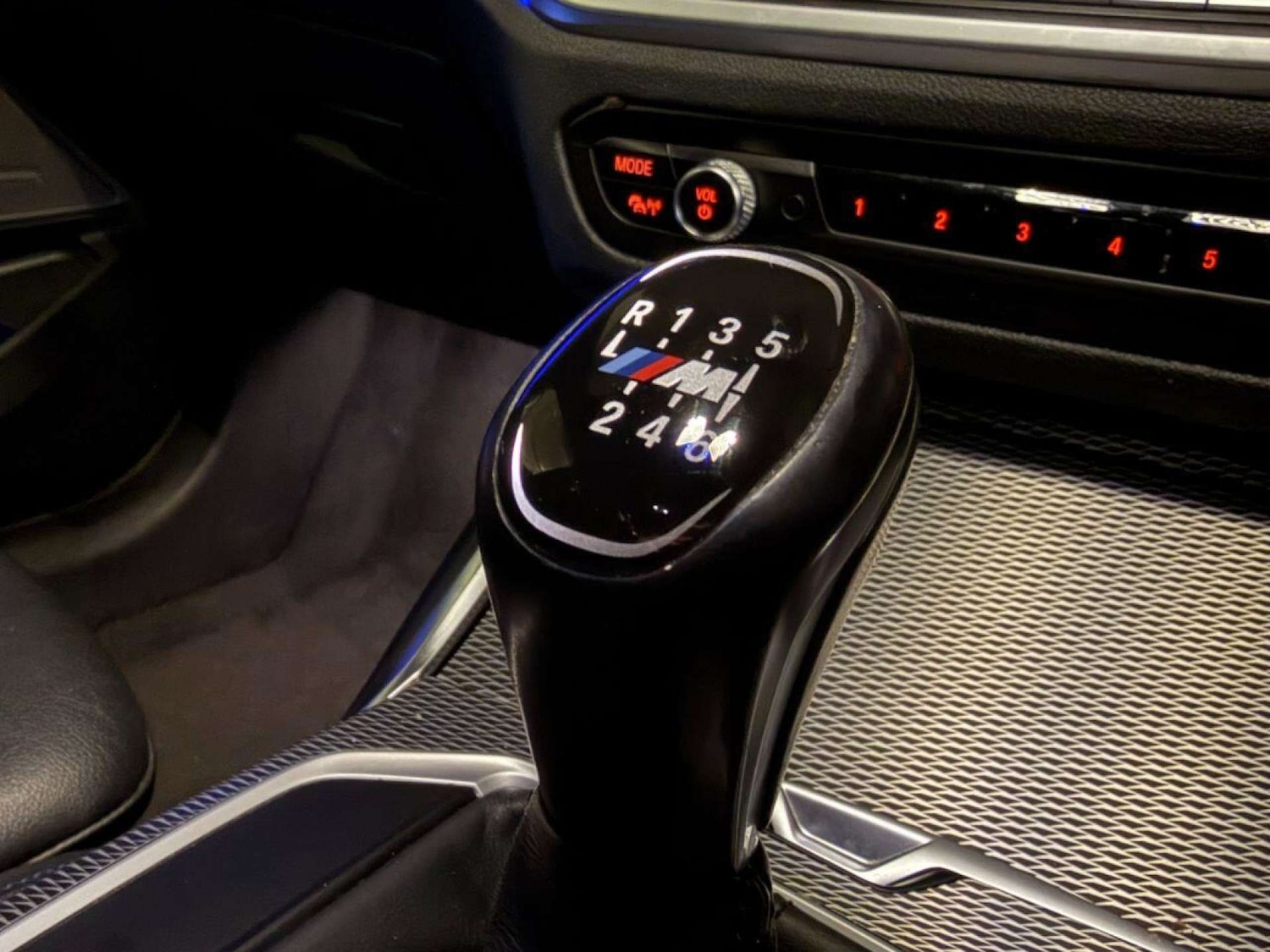 Used BMW 3 Series 2019 for sale - 77434704: Photo 30