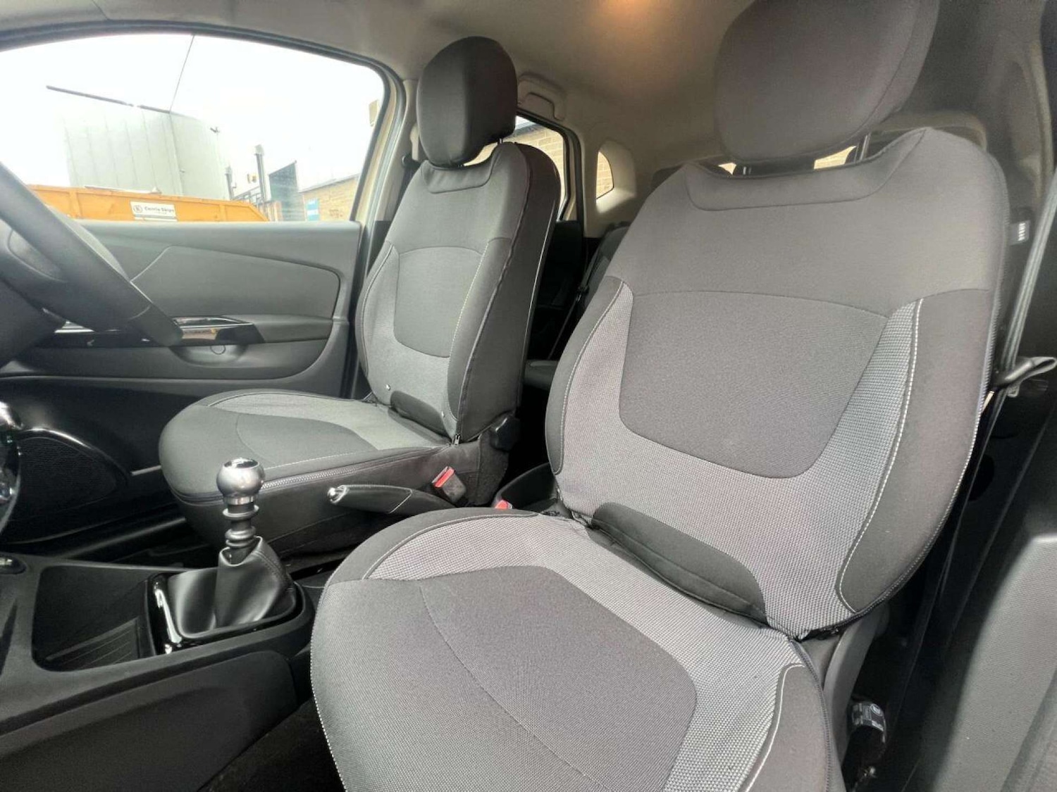 Used Renault Captur 2015 for sale - 77434706: Photo 16