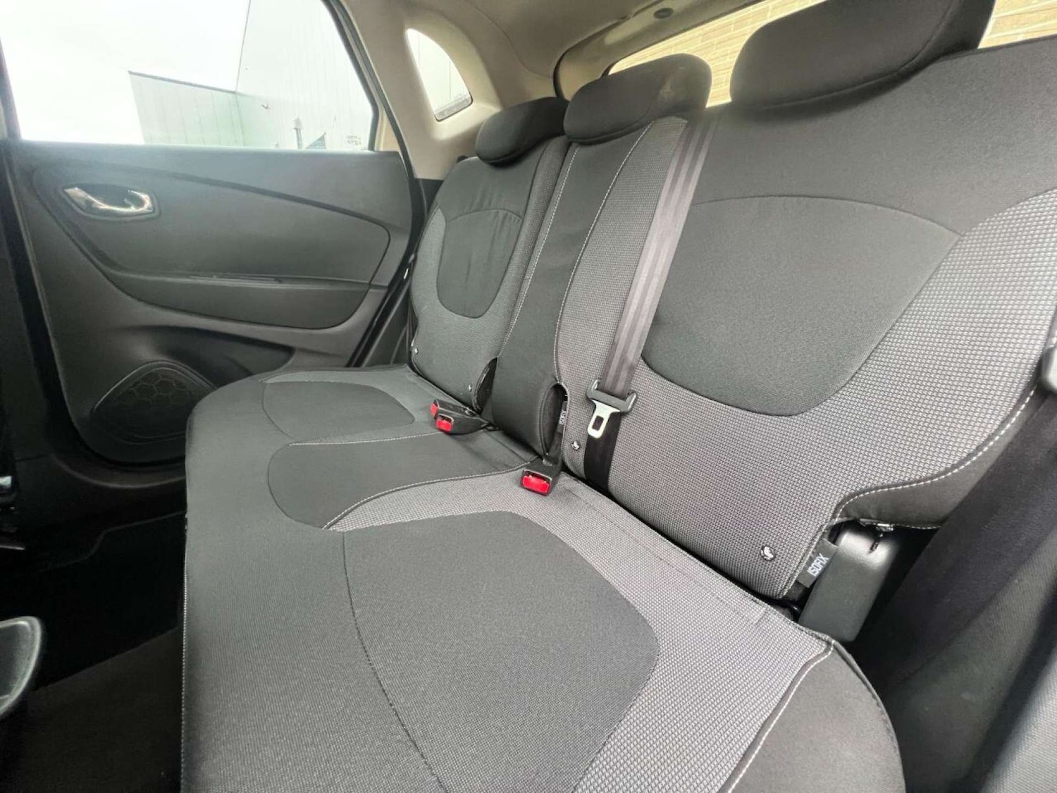 Used Renault Captur 2015 for sale - 77434706: Photo 17