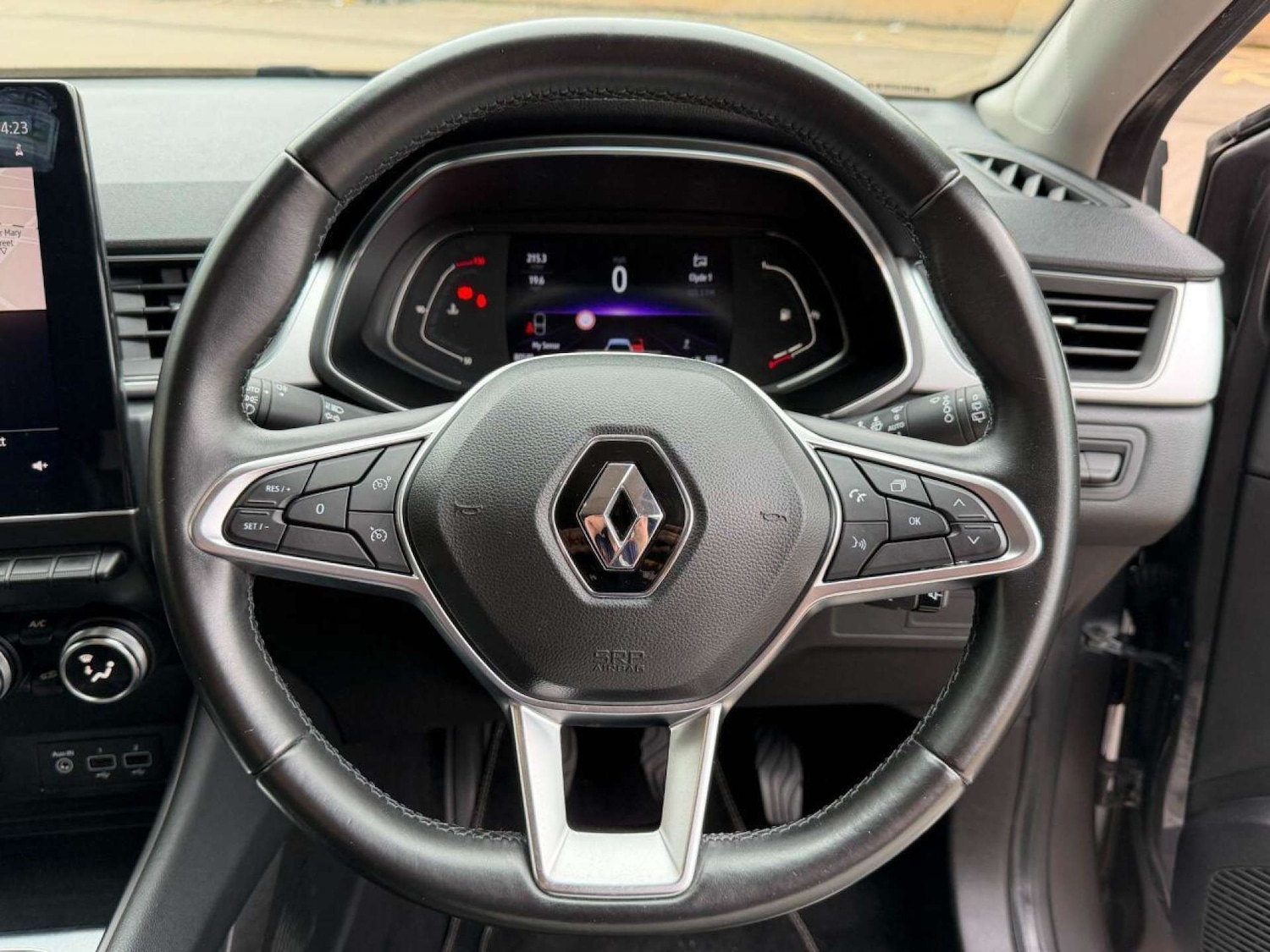 Used Renault Captur 2020 for sale - 77434707: Photo 26