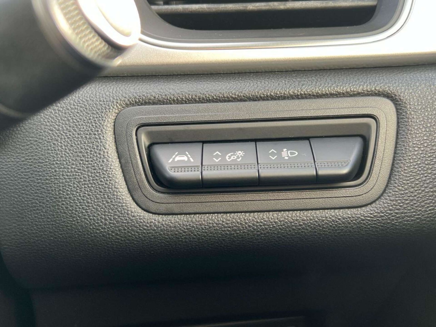 Used Renault Captur 2020 for sale - 77434707: Photo 29