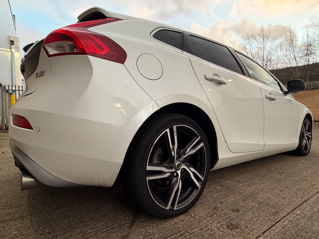 Used Volvo V40 2016 for sale - 76788074: Photo 10