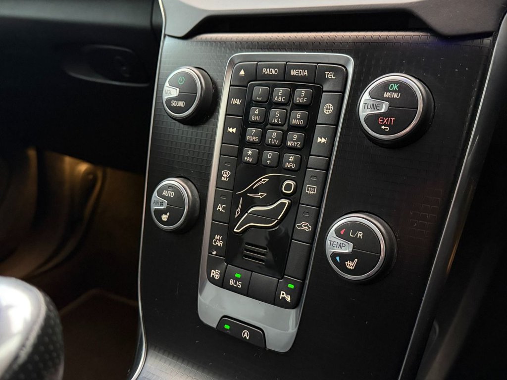 Used Volvo V40 2016 for sale - 76788074: Photo 27