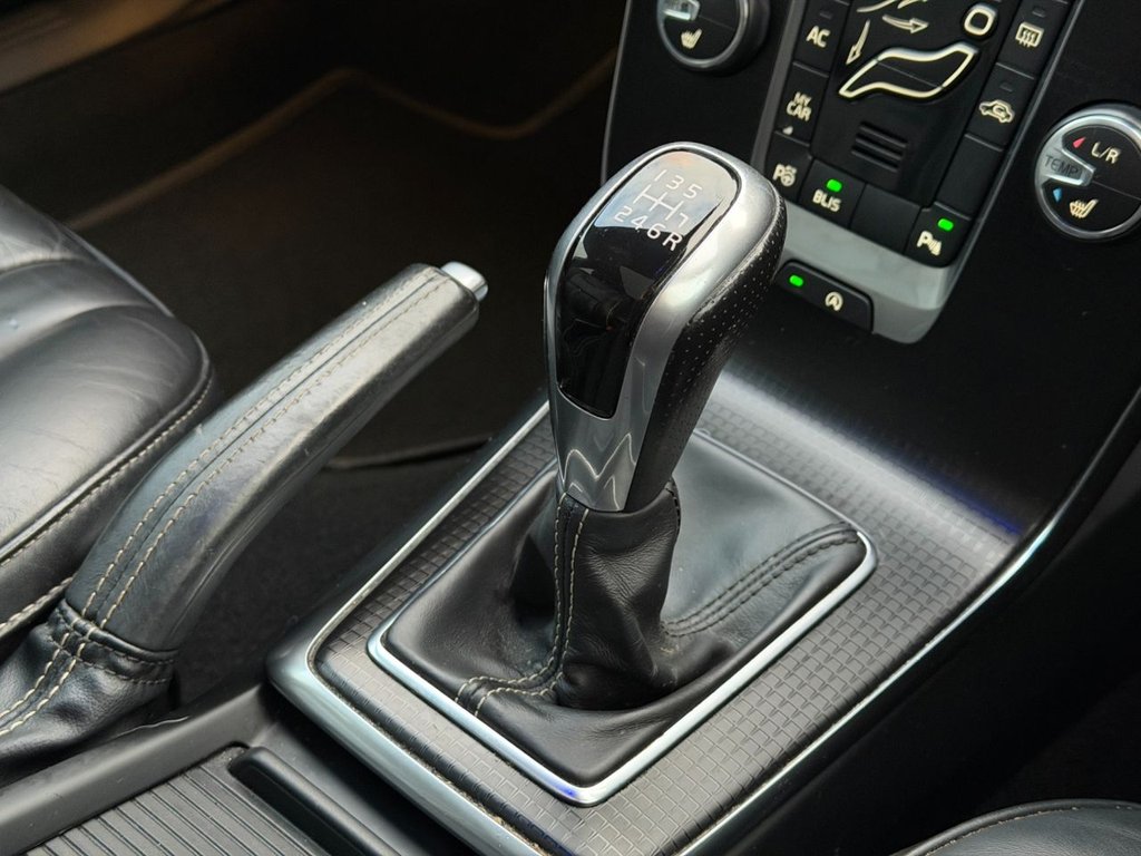 Used Volvo V40 2016 for sale - 76788074: Photo 28