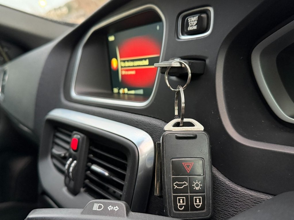 Used Volvo V40 2016 for sale - 76788074: Photo 30