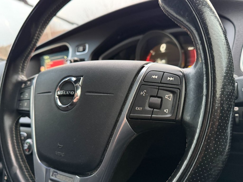 Used Volvo V40 2016 for sale - 76788074: Photo 32