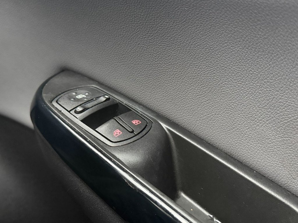 Used Vauxhall Corsa 2018 for sale - 77346767: Photo 33