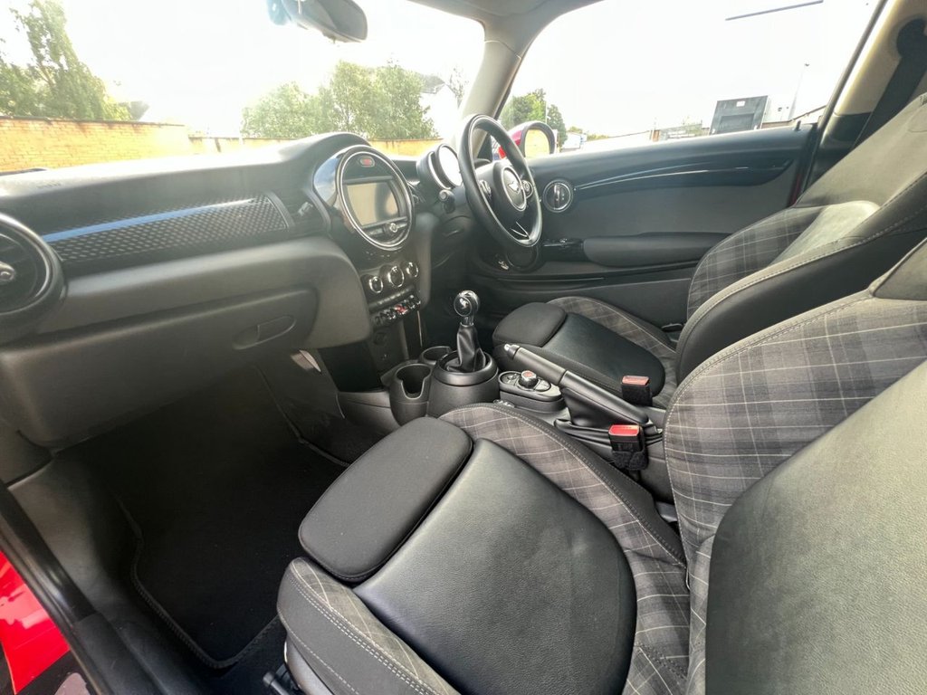 Used MINI Hatch 2018 for sale - 76787688: Photo 20