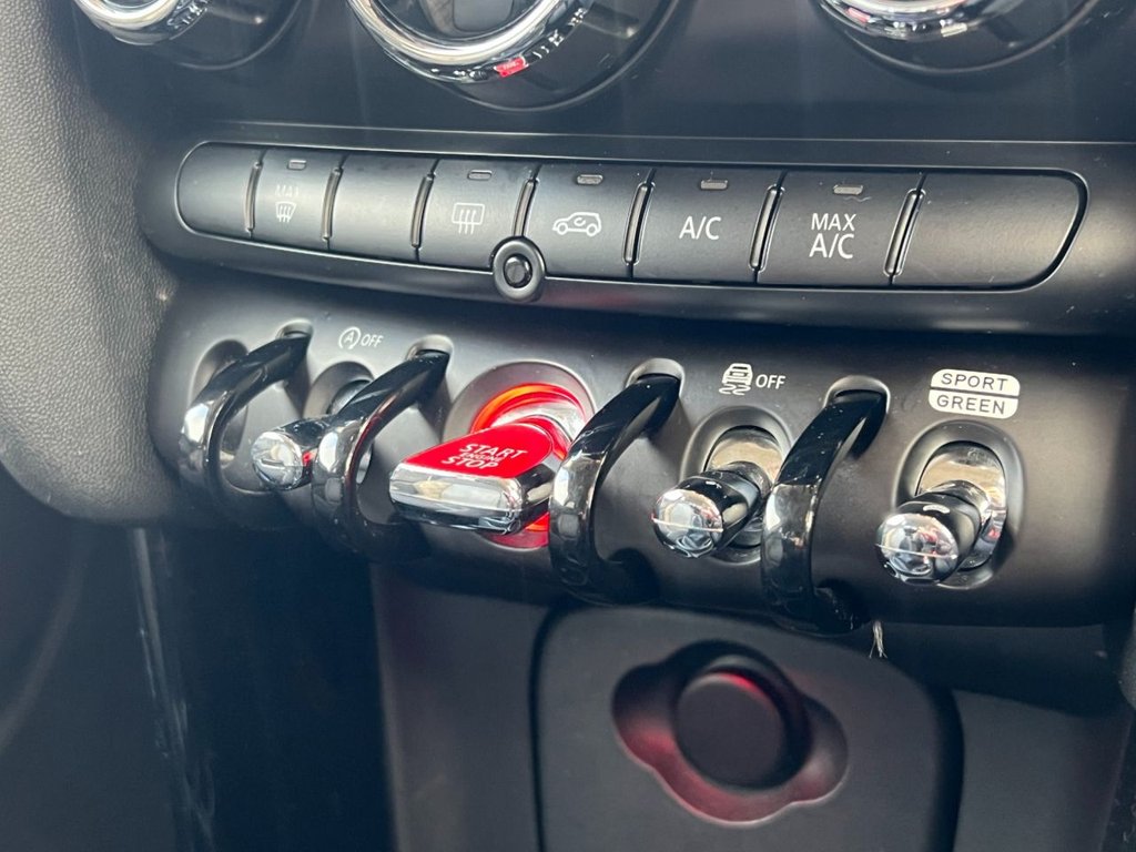 Used MINI Hatch 2018 for sale - 76787688: Photo 26