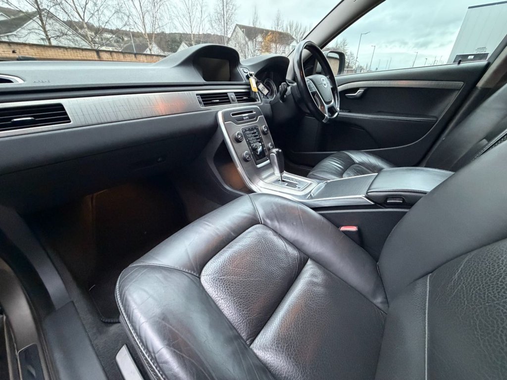 Used Volvo XC70 2012 for sale - 76841330: Photo 21