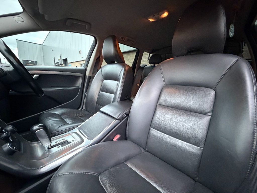 Used Volvo XC70 2012 for sale - 76841330: Photo 22