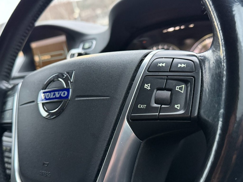 Used Volvo XC70 2012 for sale - 76841330: Photo 39