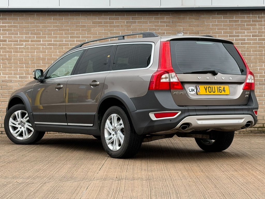 Used Volvo XC70 2012 for sale - 76841330: Photo 4