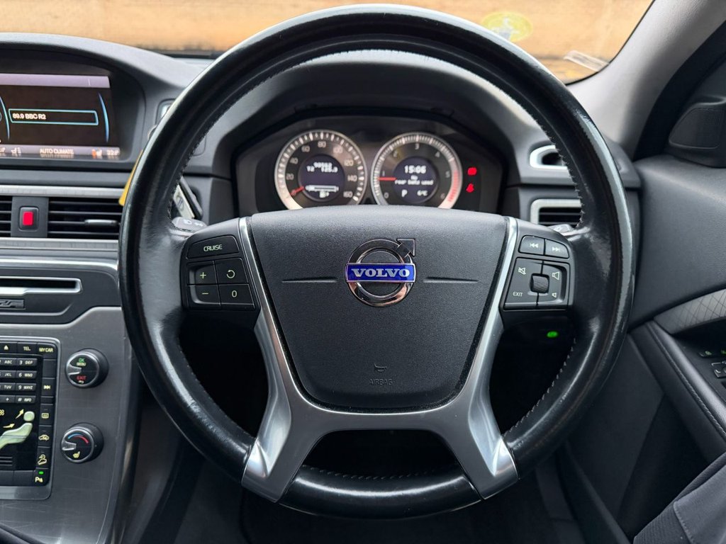 Used Volvo XC70 2012 for sale - 76841330: Photo 40