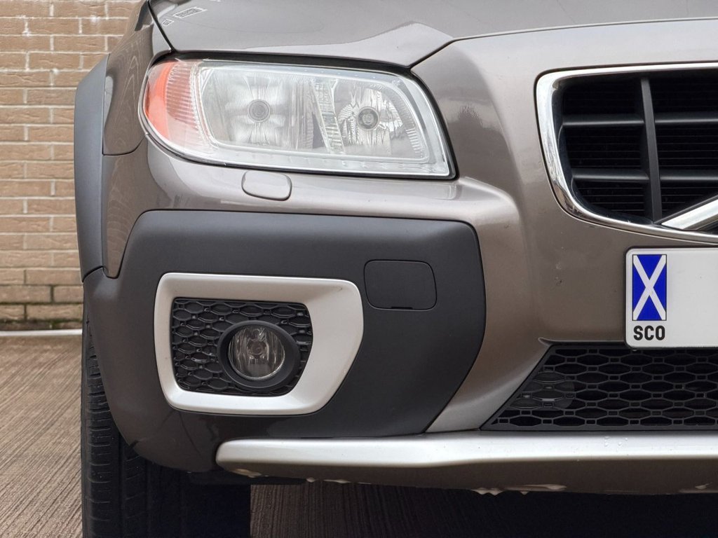 Used Volvo XC70 2012 for sale - 76841330: Photo 5