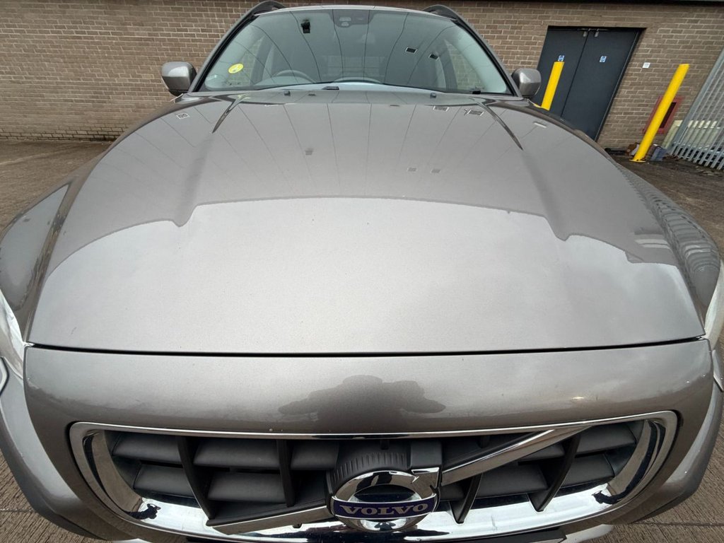 Used Volvo XC70 2012 for sale - 76841330: Photo 9