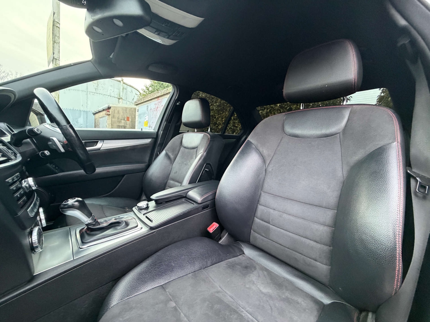 Used Mercedes-Benz C Class 2013 for sale - 77710952: Photo 23