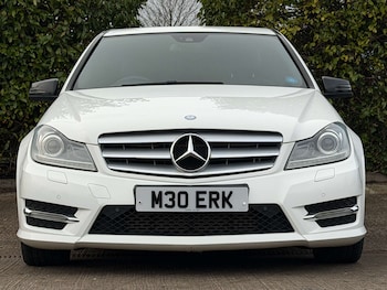 Used Mercedes-Benz C Class 2013 for sale - 77710952: Photo