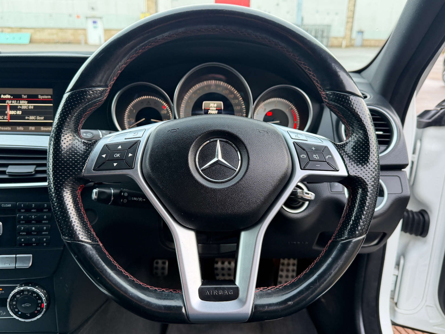 Used Mercedes-Benz C Class 2013 for sale - 77710952: Photo 34