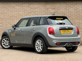 Used MINI Hatch 2019 for sale - 79332990: Photo