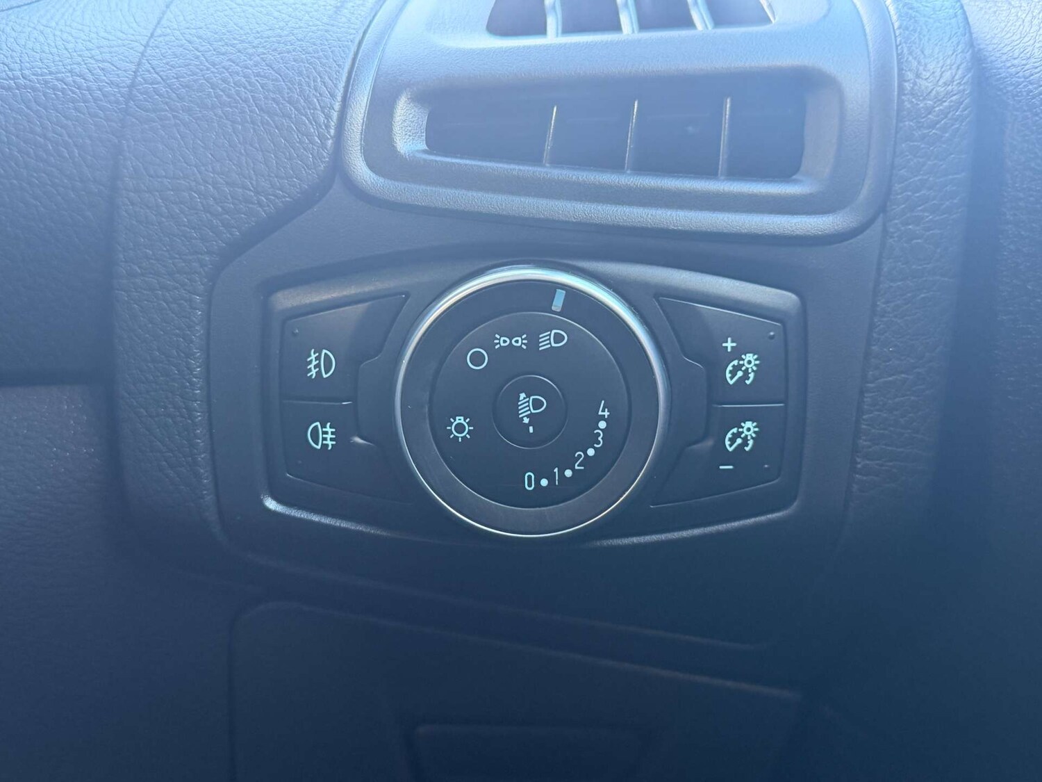 Used Ford Focus 2017 for sale - 77594812: Photo 33