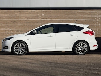 Used Ford Focus 2017 for sale - 77594812: Photo