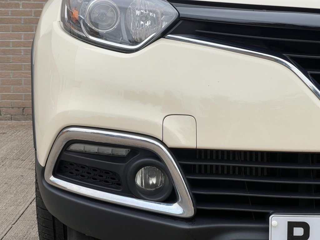 Used Renault Captur 2015 for sale - 76787691: Photo 5