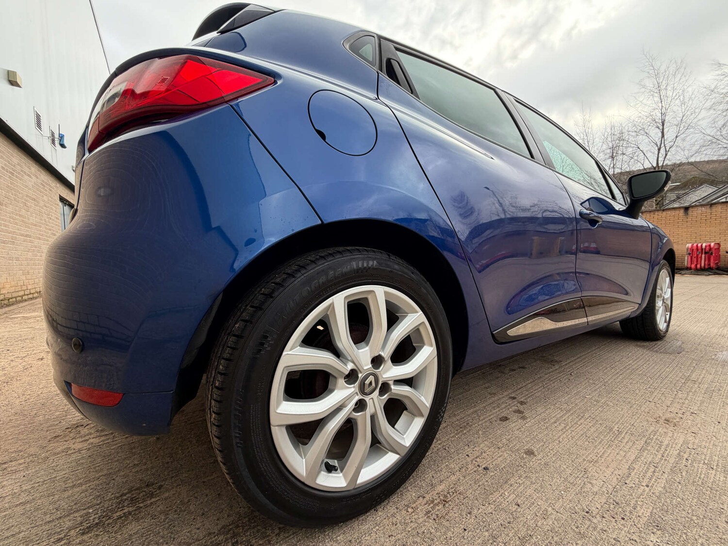 Used Renault Clio 2017 for sale - 77652990: Photo 9