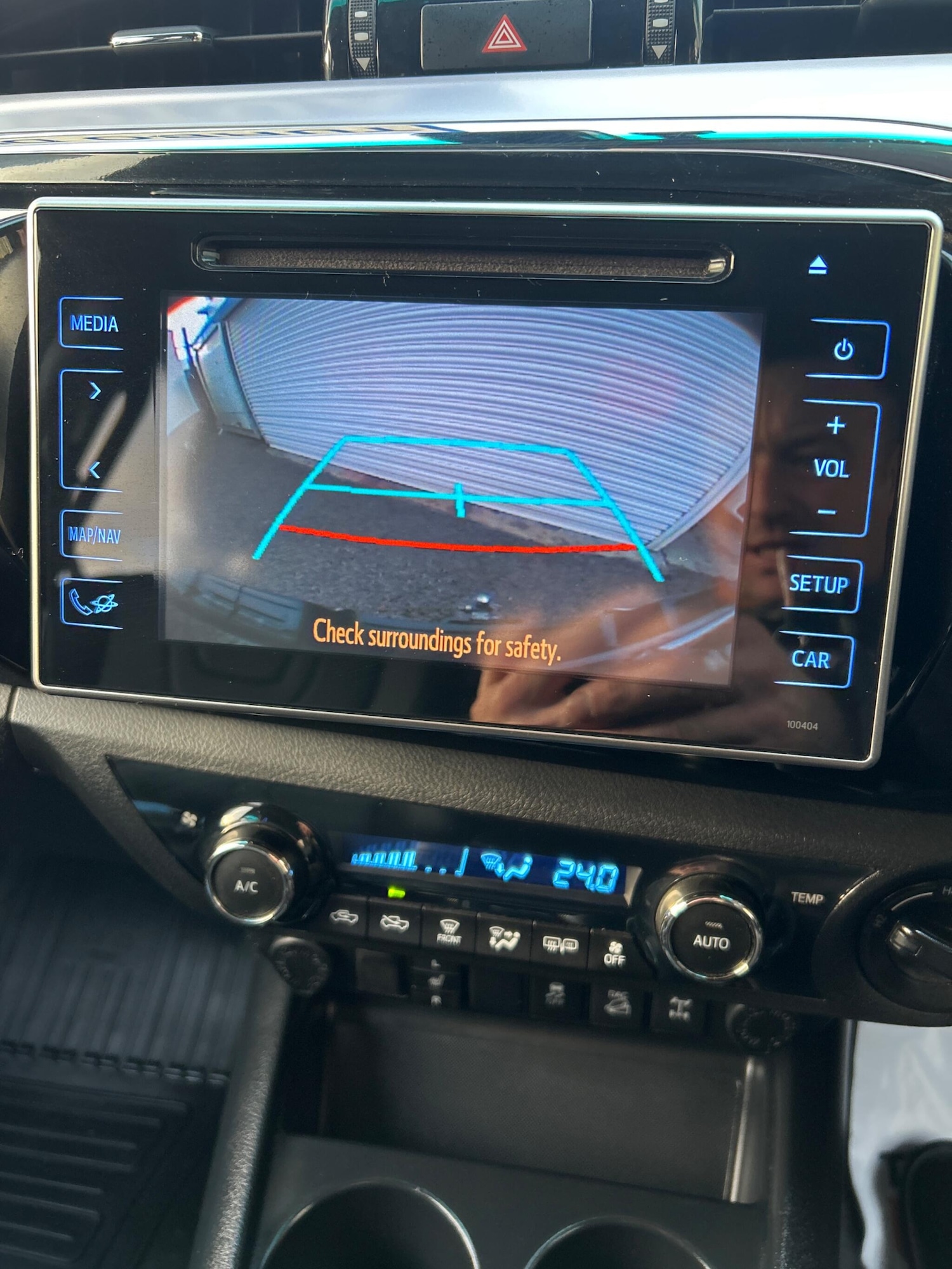 Used Toyota Hilux 2017 for sale - 76993504: Photo 24