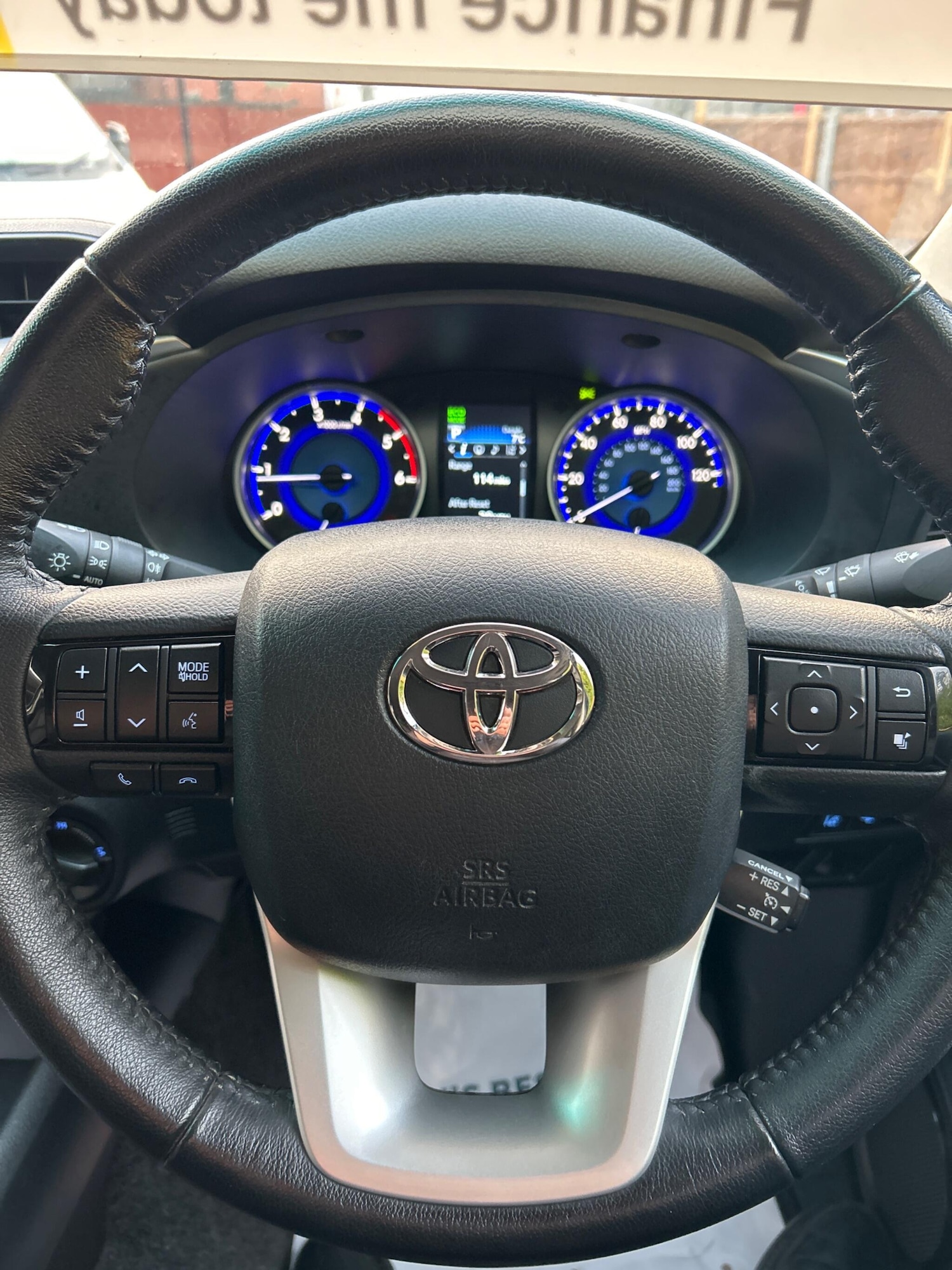 Used Toyota Hilux 2017 for sale - 76993504: Photo 25