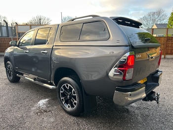 Used Toyota Hilux 2017 for sale - 78492627: Photo