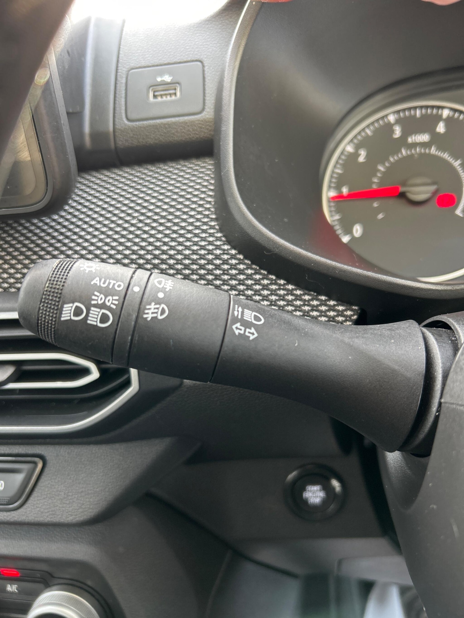 Used Dacia Sandero 2024 for sale - 77130813: Photo 14