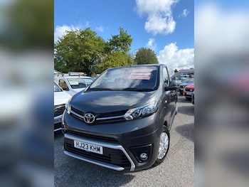 Used Toyota PROACE CITY Verso 2023 for sale - 79026992: Photo