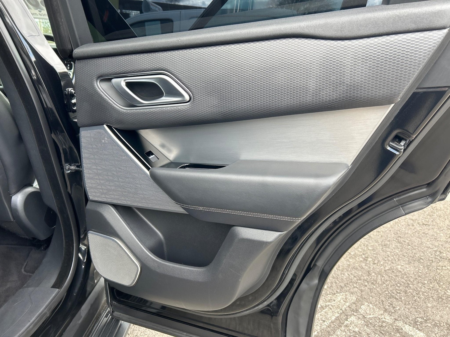 Used Land Rover Range Rover Velar 2021 for sale - 76260470: Photo 13