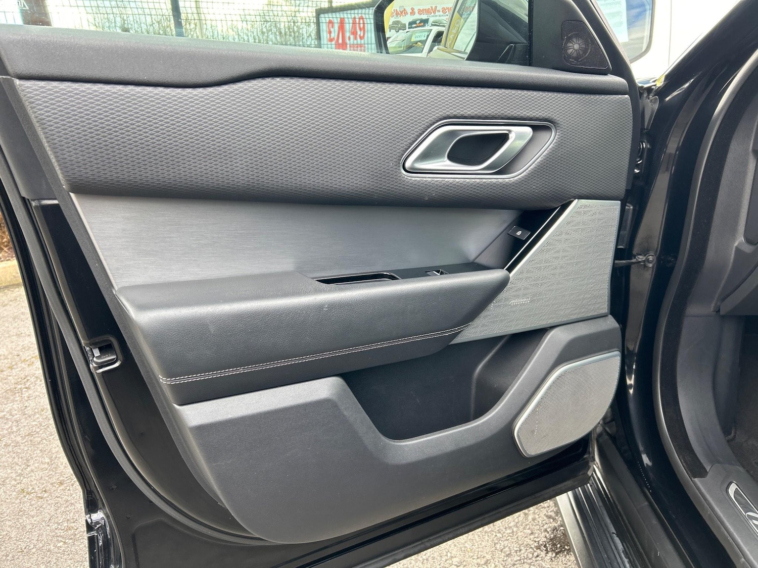 Used Land Rover Range Rover Velar 2021 for sale - 76260470: Photo 15