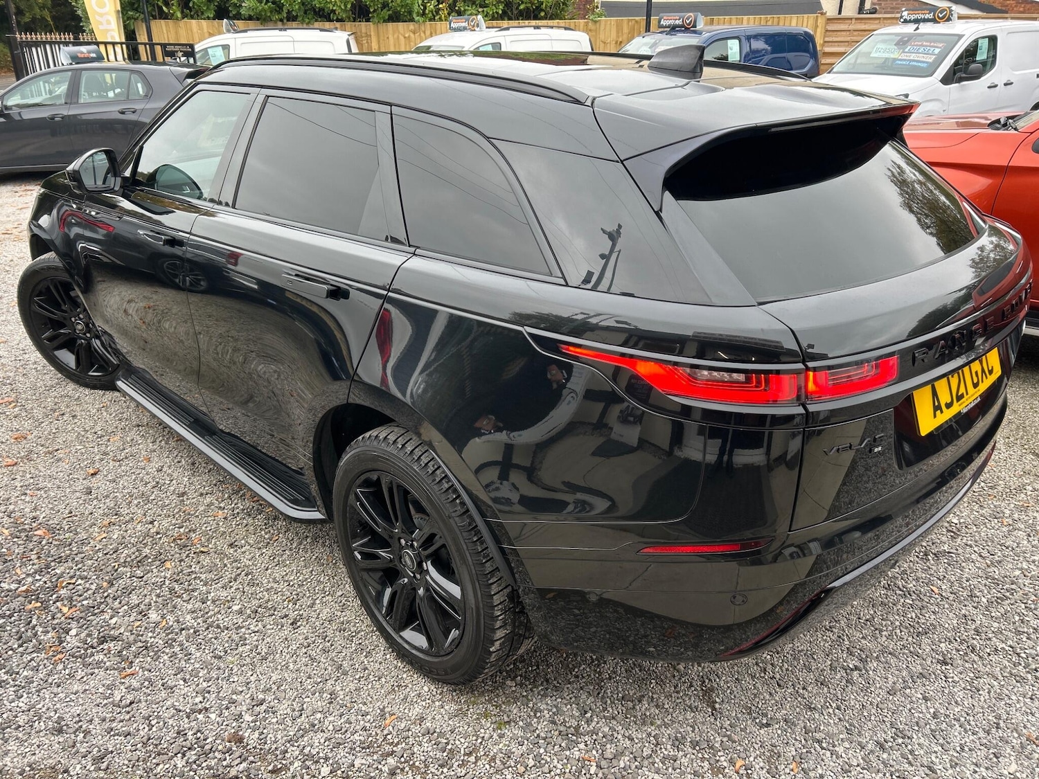 Used Land Rover Range Rover Velar 2021 for sale - 76260470: Photo 3