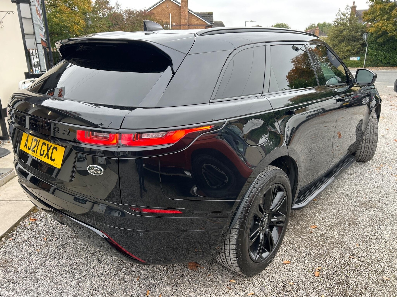 Used Land Rover Range Rover Velar 2021 for sale - 76260470: Photo 4